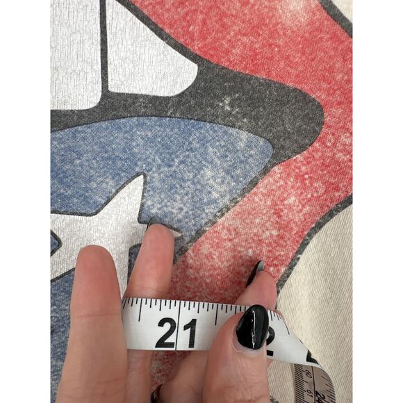 Rolling Stones Shirt Womens Large Cream Red Blue Graphic Tee Music Band America - Picture 5 of 5